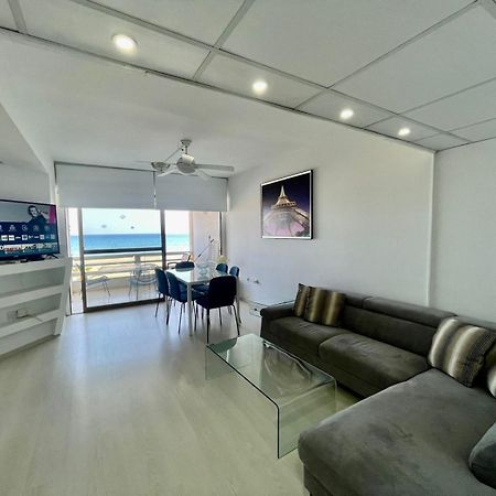 לרנקה Sea View Suite In Makenzy מראה חיצוני תמונה
