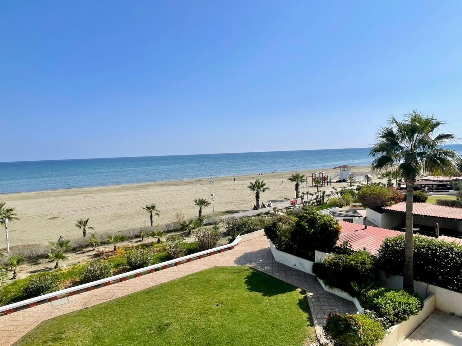 לרנקה Sea View Suite In Makenzy מראה חיצוני תמונה